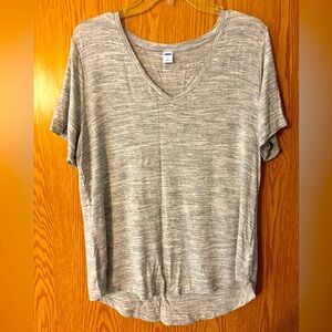Old Navy Heathered Gray V-Neck Tee